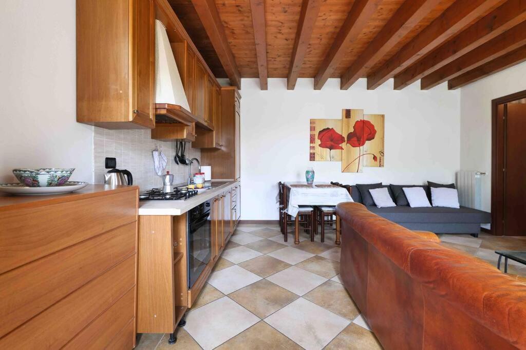 Appartamento Borgo Di Terzo Bifocale In Centro Storico Check In 24H Fast Wi-Fi Bus 500M Esterno foto