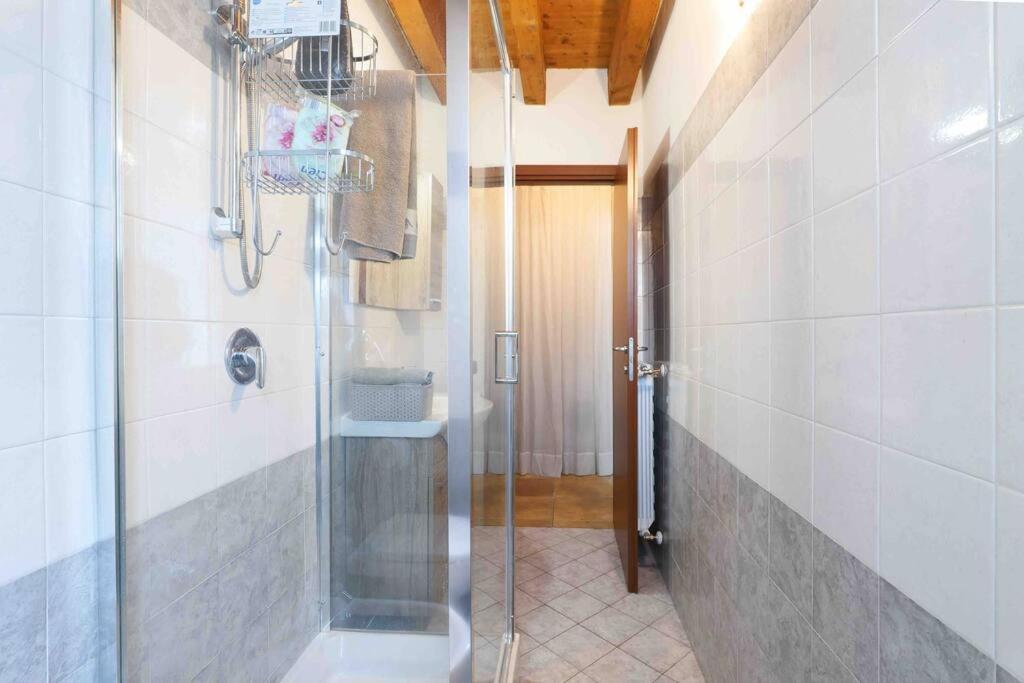 Appartamento Borgo Di Terzo Bifocale In Centro Storico Check In 24H Fast Wi-Fi Bus 500M Esterno foto